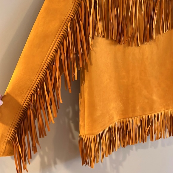 Danielle Bernstein Fringe Jacket - Picture 9 of 11